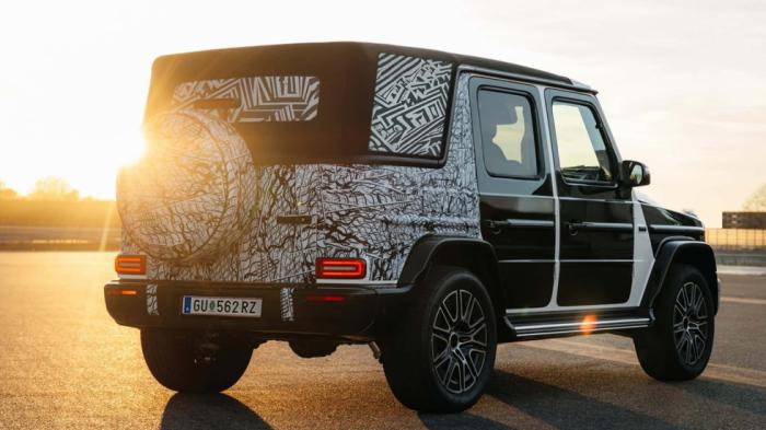 Η κάμπριο Mercedes G-Class μετρά αντίστροφα για το ντεμπούτο της